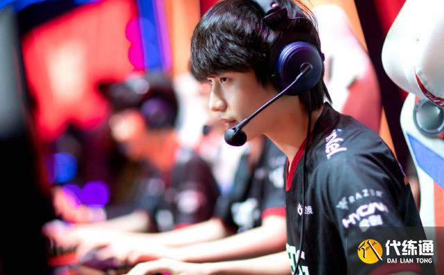 厂长回归首秀失利！管泽元给出点评：下路组合发挥太差了